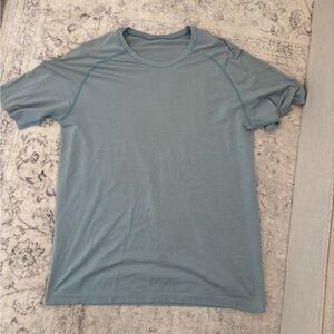 Lululemon Men’s Metal Vent Tech